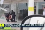 Detienen a mujer tras destrozar autos a machetazos en NL