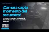 Un video que circula en redes sociales muestra presuntamente el momento en que un grupo armado privó de la libertad con violencia a varios jóvenes en la Col. Arenales Tapatíos, en #Zapopan.

#NoticiasImagen

Síguenos en nuestras redes:

Instagram: https://www.instagram.com/imagentvgdl/
TikTok: https://www.tiktok.com/@imagennoticias
Twitter: https://twitter.com/ImagenTVGDL
Facebook: https://www.facebook.com/ImagenTVGDL/
Visita nuestro sitio Web: https://www.imagentv.com/guadalajara

Mantente siempre informado con las noticias sobre los acontecimientos más importantes a nivel nacional con Erick Breguer.

¡Déjanos tus comentarios, da like, comparte y suscríbete!