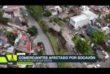Los cierres viales por el socavón de avenida Malecón, en Tonalá, ya afectan las ventas de comerciantes de la zona. SIAPA mantiene trabajos y aunque hay avances, el acceso a los negocios sigue complicado. 

Síguenos en nuestras redes:

Instagram: https://www.instagram.com/imagentvgdl/
TikTok: https://www.tiktok.com/@imagennoticias
Twitter: https://twitter.com/ImagenTVGDL
Facebook: https://www.facebook.com/ImagenTVGDL/

Visita nuestro sitio Web: https://www.imagentv.com/guadalajara

Mantente siempre informado con las noticias sobre los acontecimientos más importantes a nivel nacional con Ricardo Camarena y Carolina Martínez.

¡Déjanos tus comentarios, da like, comparte y suscríbete!