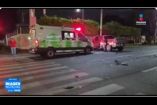 Un aparatoso accidente vial se registró antes de las 4:00 horas de este martes en el cruce de la Av. Juárez y Enrique Díaz de León, en el Centro de #Guadalajara. El choque frontal involucró a dos camionetas tipo pick-up cuyo impacto se originó al no respetar las luces del semáforo.