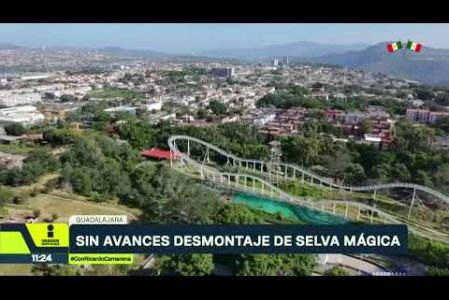 A dos semanas del cierre de Selva Mágica, el parque de diversiones luce prácticamente desolado. Hasta el momento no se observan señales visibles de un desmantelamiento generalizado en sus instalaciones. 

No te pierdas la Tercera Emisión de Imagen Noticias Guadalajara de lunes a viernes en punto de las 11:05 p.m. en el 3.1.

Síguenos en nuestras redes:

Instagram: https://www.instagram.com/imagentvgdl/
TikTok: https://www.tiktok.com/@imagennoticias
Twitter: https://twitter.com/ImagenTVGDL
Facebook: https://www.facebook.com/ImagenTVGDL/

Visita nuestro sitio Web: https://www.imagentv.com/guadalajara

Mantente siempre informado con las noticias sobre los acontecimientos más importantes a nivel nacional con Ricardo Camarena y Carolina Martínez.

¡Déjanos tus comentarios, da like, comparte y suscríbete!