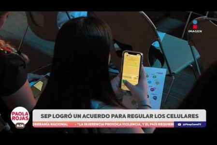La SEP acordó en limitar el uso de celulares durante la jornada escolar en primarias y secundarias. La medida entrará en vigor el 3 de noviembre.