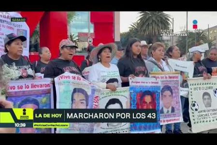 El gobierno federal presentó los avances en la investigación del caso #Ayotzinapa, donde destacaron el hallazgo de restos en una funeraria de #Iguala, así como el análisis del uso de los celulares de al menos tres normalistas después del ataque.

#NoticiasConNachoLozano
#NoticiasImagen 

¡Como nadie en la noche! #ImagenNoticias con Nacho Lozano de lunes a viernes a las 10:30 pm en el 3.1 #ImagenTelevisión. 

Visita nuestro sitio Web: http://bit.ly/2nT2Wz5 

Síguenos en nuestras redes: 
Instagram: @imagentvnoticias 
Tiktok: @imagennoticias 
X: @ImagenNoticias_ 
Facebook: https://www.facebook.com/ImagenTVNoticias/ 

Aquí encontrarás la mejor información nacional e internacional de Imagen Noticias con Francisco Zea, Paola Rojas, Crystal Mendivil y Nacho Lozano.