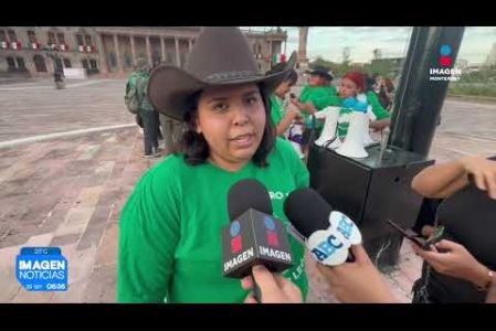 Un grupo de feministas marchó en Nuevo León para exigir la despenalización del aborto. 

No te pierdas Imagen Noticias Monterrey con Brenda Cavazos de lunes a viernes por Imagen Televisión Monterrey.

Síguenos en nuestras redes
Instagram: https://www.instagram.com/imagentvmonterrey/
Twitter: https://twitter.com/ImagenTVMTY
Facebook: https://www.facebook.com/ImagenTVMTY/

Mantente siempre informado con las noticias sobre los acontecimientos más importantes a nivel nacional con Claudia Ovalle y Brenda Cavazos.


¡Dale like y suscríbete!