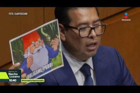 El Senado aprobó la reforma a la Ley de Derechos de Autor, la que la oposición bautizó como #LeyAntiMemes. ¿Realmente es el humor y la sátira lo que está en juego? Morena asegura que solo busca proteger la propiedad intelectual, sancionar la falsificación y combatir la piratería digital:
 
#NoticiasConNachoLozano
#NoticiasImagen 

¡Como nadie en la noche! #ImagenNoticias con Nacho Lozano de lunes a viernes a las 10:30 pm en el 3.1 #ImagenTelevisión. 

Visita nuestro sitio Web: http://bit.ly/2nT2Wz5 

Síguenos en nuestras redes: 
Instagram: @imagentvnoticias 
Tiktok: @imagennoticias 
X: @ImagenNoticias_ 
Facebook: https://www.facebook.com/ImagenTVNoticias/ 

Aquí encontrarás la mejor información nacional e internacional de Imagen Noticias con Francisco Zea, Paola Rojas, Crystal Mendivil y Nacho Lozano.