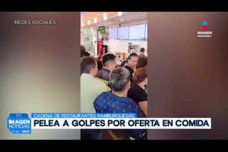 Registran una riña en la fila de una conocida cadena de comida rápida en San Nicolás. 

No te pierdas Imagen Noticias Monterrey con Brenda Cavazos de lunes a viernes por Imagen Televisión Monterrey.

Síguenos en nuestras redes
Instagram: https://www.instagram.com/imagentvmonterrey/
Twitter: https://twitter.com/ImagenTVMTY
Facebook: https://www.facebook.com/ImagenTVMTY/

Mantente siempre informado con las noticias sobre los acontecimientos más importantes a nivel nacional con Claudia Ovalle y Brenda Cavazos.


¡Dale like y suscríbete!