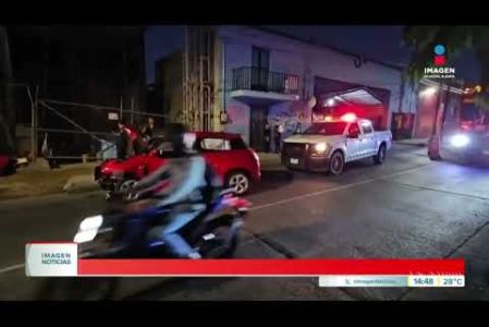 Un percance vial se registró sobre la Av. Niños Héroes, al cruce con la calle Porvenir, en la Col. Rancho Blanco de #Tlaquepaque.

#NoticiasImagen

Síguenos en nuestras redes:

Instagram: https://www.instagram.com/imagentvgdl/
TikTok: https://www.tiktok.com/@imagennoticias
Twitter: https://twitter.com/ImagenTVGDL
Facebook: https://www.facebook.com/ImagenTVGDL/
Visita nuestro sitio Web: https://www.imagentv.com/guadalajara

Mantente siempre informado con las noticias sobre los acontecimientos más importantes a nivel nacional con Carolina Martínez.

¡Déjanos tus comentarios, da like, comparte y suscríbete!