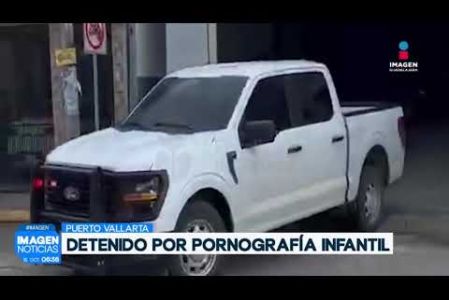 Tras una alerta emitida por el Centro Nacional para Niños Desaparecidos y Explotados, la Fiscalía de #Jalisco capturó a Leo Ignacio "N" durante un cateo en una finca de la Col. Primero de Mayo, en #PuertoVallarta.

#NoticiasImagen

Síguenos en nuestras redes:

Instagram: https://www.instagram.com/imagentvgdl/
TikTok: https://www.tiktok.com/@imagennoticias
Twitter: https://twitter.com/ImagenTVGDL
Facebook: https://www.facebook.com/ImagenTVGDL/
Visita nuestro sitio Web: https://www.imagentv.com/guadalajara

Mantente siempre informado con las noticias sobre los acontecimientos más importantes a nivel nacional con Erick Breguer.

¡Déjanos tus comentarios, da like, comparte y suscríbete!