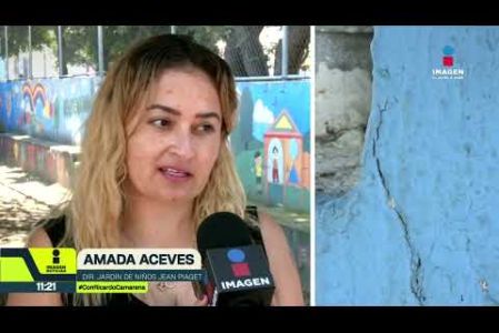 Una barda agrietada e inclinada mantiene en alerta a padres, directivos y maestras del jardín de niños Jean Piaget, en Tlaquepaque. El área permanece restringida ante el riesgo de que la estructura colapse.