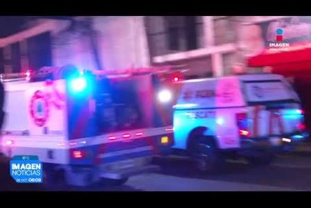 Una noche de incendios fue registrada en Cadereyta y Monterrey, sin que se registraran heridos. 

No te pierdas Imagen Noticias Monterrey con Brenda Cavazos de lunes a viernes por Imagen Televisión Monterrey.

Síguenos en nuestras redes
Instagram: https://www.instagram.com/imagentvmonterrey/
Twitter: https://twitter.com/ImagenTVMTY
Facebook: https://www.facebook.com/ImagenTVMTY/

Mantente siempre informado con las noticias sobre los acontecimientos más importantes a nivel nacional con Claudia Ovalle y Brenda Cavazos.


¡Dale like y suscríbete!