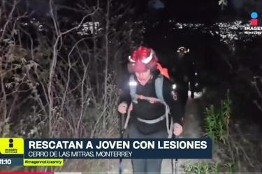 Rescatan a mujer en Cerro de las Mitras