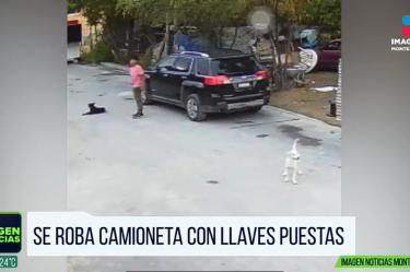 Se roba camioneta con las llaves puestas en Salinas Victoria