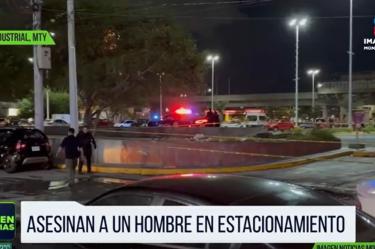 Apuñalan a hombre y muere en estacionamiento de Monterrey