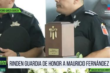 Rinden guardia de honor a Mauricio Fernández en San Pedro 