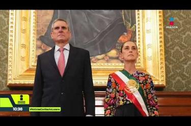 Frente a más de 300 mil personas, la presidenta Claudia #Sheinbaum encabezó su segundo #GritoDeIndependencia, donde sumó nuevos nombres a sus “vivas”. Además, por primera vez, la ceremonia fue conducida por representantes de pueblos originarios y afromexicanos:

#NoticiasConNachoLozano
#NoticiasImagen 

¡Como nadie en la noche! #ImagenNoticias con Nacho Lozano de lunes a viernes a las 10:30 pm en el 3.1 #ImagenTelevisión. 

Visita nuestro sitio Web: http://bit.ly/2nT2Wz5 

Síguenos en nuestras redes: 
Instagram: @imagentvnoticias 
Tiktok: @imagennoticias 
X: @ImagenNoticias_ 
Facebook: https://www.facebook.com/ImagenTVNoticias/ 

Aquí encontrarás la mejor información nacional e internacional de Imagen Noticias con Francisco Zea, Paola Rojas, Crystal Mendivil y Nacho Lozano.