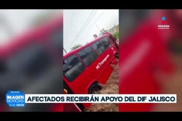 El gobernador de #Jalisco, #PabloLemus, informó que se mantiene en coordinación con la alcaldesa Patricia Sánchez para atender la emergencia en #Zapotlanejo tras el desbordamiento del arroyo municipal.
#NoticiasImagen
Síguenos en nuestras redes:
Instagram: https://www.instagram.com/imagentvgdl/
TikTok: https://www.tiktok.com/@imagennoticias
Twitter: https://twitter.com/ImagenTVGDL
Facebook: https://www.facebook.com/ImagenTVGDL/
Visita nuestro sitio Web: https://www.imagentv.com/guadalajara
Mantente siempre informado con las noticias sobre los acontecimientos más importantes a nivel nacional con Erick Breguer.
¡Déjanos tus comentarios, da like, comparte y suscríbete!