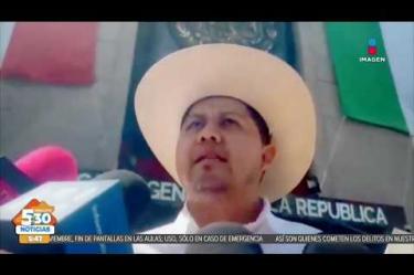 El regidor de #Uruapan, Víctor Hugo de la Cruz Saucedo, denunció ante la FGR al subsecretario de Gobierno de Michoacán, Juan Daniel Manzo, hermano de #CarlosManzo, por presunta delincuencia organizada.
#NoticiasImagen #ImagenNoticias530 Visita nuestro sitio web: http://www.imagentv.com
No te pierdas Imagen Noticias 5:30 con Marlene Stahl, Nuria Gil y Adriana Treviño de lunes a viernes por Imagen Televisión.
TikTok 5:30: https://www.tiktok.com/@imagennoticias530
TikTok Noticias: https://www.tiktok.com/@imagennoticias
Instagram 5:30: https://www.instagram.com/imagennoticias530
Instagram Noticias: https://www.instagram.com/imagentvnoticias/
X 5:30: https://x.com/imagen530
X Noticias: https://twitter.com/ImagenNoticias_
X Televisión: https://twitter.com/ImagenTVMex
Facebook Noticias: https://www.facebook.com/ImagenTVNoticias
Aquí encontrarás la mejor información nacional e internacional de Imagen Noticias con Francisco Zea, Nacho Lozano, Crystal Mendivil, Enrique Sánchez y Paola Rojas.
