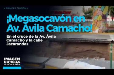 Personal técnico comenzaron con el levantamiento de la carpeta asfáltica en el cruce de la Av. Ávila Camacho y la calle Jacarandas tras detectar a tiempo un socavón de gran escala.
#NoticiasImagen
Síguenos en nuestras redes:
Instagram: https://www.instagram.com/imagentvgdl/
TikTok: https://www.tiktok.com/@imagennoticias
Twitter: https://twitter.com/ImagenTVGDL
Facebook: https://www.facebook.com/ImagenTVGDL/
Visita nuestro sitio Web: https://www.imagentv.com/guadalajara
Mantente siempre informado con las noticias sobre los acontecimientos más importantes a nivel nacional con Erick Breguer.
¡Déjanos tus comentarios, da like, comparte y suscríbete!