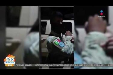 Militares fueron señalados por ciudadanos de beber alcohol y amenazarlos, esto ocurrió en Sonora cuando habitantes los confrontaron luego de que presuntamente intentaron llevarse a dos trabajadores de una llantera sin justificación alguna.
#NoticiasImagen #ImagenNoticias530 Visita nuestro sitio web: http://www.imagentv.com
No te pierdas Imagen Noticias 5:30 con Marlene Stahl, Nuria Gil y Adriana Treviño de lunes a viernes por Imagen Televisión.
TikTok 5:30: https://www.tiktok.com/@imagennoticias530
TikTok Noticias: https://www.tiktok.com/@imagennoticias
Instagram 5:30: https://www.instagram.com/imagennoticias530
Instagram Noticias: https://www.instagram.com/imagentvnoticias/
X 5:30: https://x.com/imagen530
X Noticias: https://twitter.com/ImagenNoticias_
X Televisión: https://twitter.com/ImagenTVMex
Facebook Noticias: https://www.facebook.com/ImagenTVNoticias
Aquí encontrarás la mejor información nacional e internacional de Imagen Noticias con Francisco Zea, Nacho Lozano, Crystal Mendivil, Enrique Sánchez y Paola Rojas.