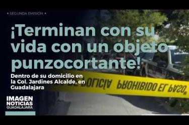 Una mujer de 39 años fue privada de la vida con un objeto punzocortante dentro de su domicilio en la Col. Jardines Alcalde, en #Guadalajara. De acuerdo con las primeras investigaciones, la víctima había regresado a su vivienda ubicada en la calle Juan Zubarán al cruce con Francisco Javier Múgica tras llevar a sus dos hijos a la escuela.
#NoticiasImagen
Síguenos en nuestras redes:
Instagram: https://www.instagram.com/imagentvgdl/
TikTok: https://www.tiktok.com/@imagennoticias
Twitter: https://twitter.com/ImagenTVGDL
Facebook: https://www.facebook.com/ImagenTVGDL/
Visita nuestro sitio Web: https://www.imagentv.com/guadalajara
Mantente siempre informado con las noticias sobre los acontecimientos más importantes a nivel nacional con Carolina Martínez.
¡Déjanos tus comentarios, da like, comparte y suscríbete!