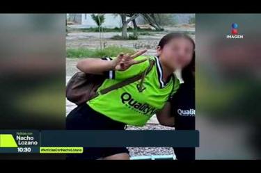 Familiares, amigos y alumnos velaron los restos de Nedy Edith Nevárez, subdirectora de la Secundaria General Número 13 en #Torreón, #Coahuila. Una joven de 17 años sería la quinta víctima, ella fue acuchillada también por “Los Cuates” antes de que llegaran al plantel. 

#NoticiasImagen
#NoticiasConNachoLozano 

¡Como nadie en la noche! #ImagenNoticias con Nacho Lozano de lunes a viernes a las 10:30 pm en el 3.1 #ImagenTelevisión. 

Visita nuestro sitio Web: http://bit.ly/2nT2Wz5 

Síguenos en nuestras redes: 
Instagram: @imagentvnoticias 
Tiktok: @imagennoticias 
X: @ImagenNoticias_ 
Facebook: https://www.facebook.com/ImagenTVNoticias/ 

Aquí encontrarás la mejor información nacional e internacional de Imagen Noticias con Francisco Zea, Paola Rojas, Crystal Mendivil y Nacho Lozano.