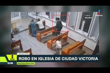 ¡En tan solo 22 segundos! En la Iglesia La Divina Providencia en Ciudad Victoria, #Tamaulipas, dos mujeres aprovecharon que la víctima se encontraba hincada rezando para robarle lo que parece ser una bolsa.
#NoticiasConNachoLozano
#NoticiasImagen
¡Como nadie en la noche! #ImagenNoticias con Nacho Lozano de lunes a viernes a las 10:30 pm en el 3.1 #ImagenTelevisión.
Visita nuestro sitio Web: http://bit.ly/2nT2Wz5
Síguenos en nuestras redes:
Instagram: @imagentvnoticias
Tiktok: @imagennoticias
X: @ImagenNoticias_
Facebook: https://www.facebook.com/ImagenTVNoticias/
Aquí encontrarás la mejor información nacional e internacional de Imagen Noticias con Francisco Zea, Paola Rojas, Crystal Mendivil y Nacho Lozano.