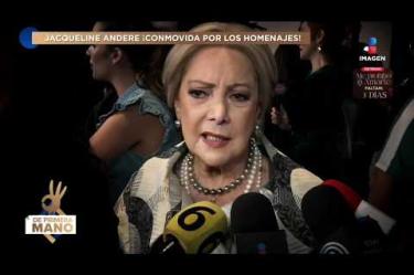 Jacqueline Andere rompió el silencio visiblemente embargada por el llanto al ser galardonada con un emotivo tributo a su legendaria trayectoria en los escenarios, abriendo su corazón ante las cámaras para agradecer el inmenso cariño del público y de la industria tras décadas de entregar su vida entera a la actuación.
#DePrimeraManoTV
No te pierdas lo mejor del espectáculo de lunes a viernes De Primera Mano a las 3 p.m. con Gustavo Adolfo Infante, Addis Tuñón, Érika González y Lalo Carrillo por Imagen Televisión.
Visita también nuestra página: www.imagentv.com
▶️Programas completos: https://www.youtube.com/playlist?list=PLYnzMSw5fD7QoZlVNdIIdKqNpah_LS1R0
▶️Recopilación Especiales: https://www.youtube.com/playlist?list=PLYnzMSw5fD7RNZbEDMZ5q0349p-yeUEqm
▶️ Invitados De Primera Mano: https://www.youtube.com/playlist?list=PLYnzMSw5fD7QR3p02rRedi-ZorW3R2NZy
Síguenos en:
TikTok: https://www.tiktok.com/@deprimeramanoitv
Instagram: https://www.instagram.com/deprimeramanoitv/
Facebook: https://www.facebook.com/DePrimeraManoImagenTV
X: https://twitter.com/deprimeramano
O en las redes de Imagen Televisión
Facebook: https://www.facebook.com/ImagenTVMex
Twitter: https://twitter.com/ImagenTVMex
Instagram: https://www.instagram.com/imagentvmex/
TikTok: https://www.tiktok.com/@imagentv