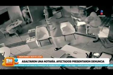 ¡Todo quedó grabado! Seis hombres encapuchados ingresaron a una notaría pública de #Monterrey, #NuevoLeón, para hacer un impactante robo, al apropiarse de una caja fuerte, dinero en efectivo, folios notariales y equipo de cómputo.
#NoticiasImagen #ImagenNoticias530 Visita nuestro sitio web: http://www.imagentv.com
No te pierdas Imagen Noticias 5:30 con Marlene Stahl, Nuria Gil y Adriana Treviño de lunes a viernes por Imagen Televisión.
TikTok 5:30: https://www.tiktok.com/@imagennoticias530
TikTok Noticias: https://www.tiktok.com/@imagennoticias
Instagram 5:30: https://www.instagram.com/imagennoticias530
Instagram Noticias: https://www.instagram.com/imagentvnoticias/
X 5:30: https://x.com/imagen530
X Noticias: https://twitter.com/ImagenNoticias_
X Televisión: https://twitter.com/ImagenTVMex
Facebook Noticias: https://www.facebook.com/ImagenTVNoticias
Aquí encontrarás la mejor información nacional e internacional de Imagen Noticias con Francisco Zea, Nacho Lozano, Crystal Mendivil, Enrique Sánchez y Paola Rojas.