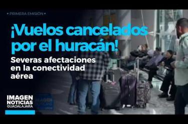 El avance del #HuracánSimón ha generado severas afectaciones en la conectividad aérea. El Grupo Aeroportuario del Pacífico reportó múltiples cancelaciones en vuelos con destino a destinos costeros y del norte del país.

#NoticiasImagen

Síguenos en nuestras redes:

Instagram: https://www.instagram.com/imagentvgdl/
TikTok: https://www.tiktok.com/@imagennoticias
Twitter: https://twitter.com/ImagenTVGDL
Facebook: https://www.facebook.com/ImagenTVGDL/
Visita nuestro sitio Web: https://www.imagentv.com/guadalajara

Mantente siempre informado con las noticias sobre los acontecimientos más importantes a nivel nacional con Erick Breguer.

¡Déjanos tus comentarios, da like, comparte y suscríbete!