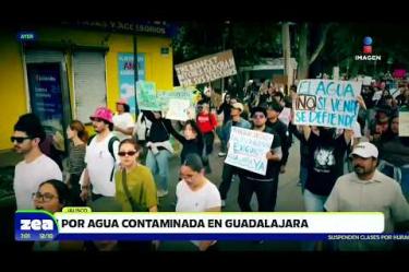 Las quejas y el descontento por la mala calidad del agua en #Guadalajara provocaron que ayer cerca de 10 mil personas protestaran para exigir soluciones ante las fallas en el suministro que desde hace meses afecta a decenas de colonias con agua sucia y contaminada.
#NoticiasImagen #LoDijoZea #ImagenNoticias
Visita nuestro sitio web: http://www.imagentv.com
No te pierdas Imagen Noticias con Francisco Zea de lunes a viernes en punto de las 6:30 am por Imagen Televisión.
TikTok: https://www.tiktok.com/@imagennoticias
Instagram Imagen Noticias con Francisco Zea: https://www.instagram.com/imagenzea
Instagram: https://www.instagram.com/imagentvnoticias/
X Imagen Noticias con Francisco Zea: https://x.com/imagenZea
X Noticias: https://twitter.com/ImagenNoticias_
X Televisión: https://twitter.com/ImagenTVMex
Facebook Imagen Noticias con Francisco Zea: https://www.facebook.com/ImagenZea/
Facebook: https://www.facebook.com/ImagenTVNoticias
Aquí encontrarás la mejor información nacional e internacional de Imagen Noticias con Francisco Zea, Nacho Lozano, Crystal Mendivil, Enrique Sánchez y Paola Rojas.