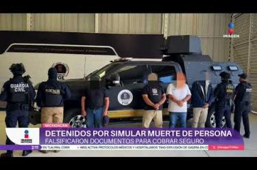 Entre los detenidos hay un agente del Ministerio Público, un perito criminalista, un médico forense y un policía de investigación. Se les investiga por presunta falsificación y uso indebido de documentos, así como por ejercicio ilícito del servicio público.