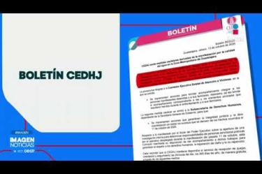La Comisión Estatal de Derechos Humanos de Jalisco (#CEDHJ) emitió dos medidas cautelares luego de las agresiones y abusos cometidos contra manifestantes afuera de #CasaJalisco.
#NoticiasImagen
Síguenos en nuestras redes:
Instagram: https://www.instagram.com/imagentvgdl/
TikTok: https://www.tiktok.com/@imagennoticias
Twitter: https://twitter.com/ImagenTVGDL
Facebook: https://www.facebook.com/ImagenTVGDL/
Visita nuestro sitio Web: https://www.imagentv.com/guadalajara
Mantente siempre informado con las noticias sobre los acontecimientos más importantes a nivel nacional con Erick Breguer.
¡Déjanos tus comentarios, da like, comparte y suscríbete!
