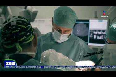 Con tecnología de punta y la meta de consolidar una red de clase mundial, Hospital Angeles Pedregal celebró 40 años de trayectoria médica con un simposio enfocado al futuro de la atención oncológica. 

#LoDijoZea #NoticiasImagen #ImagenNoticias 

Visita nuestro sitio web: http://www.imagentv.com

No te pierdas Imagen Noticias con Francisco Zea de lunes a viernes en punto de las 6:30 am por Imagen Televisión.

TikTok: https://www.tiktok.com/@imagennoticias

Instagram Imagen Noticias con Francisco Zea: https://www.instagram.com/imagenzea 
Instagram: https://www.instagram.com/imagentvnoticias/

X Imagen Noticias con Francisco Zea: https://x.com/imagenZea 
X Noticias: https://twitter.com/ImagenNoticias_
X Televisión: https://twitter.com/ImagenTVMex 
 
Facebook Imagen Noticias con Francisco Zea: https://www.facebook.com/ImagenZea/ 
Facebook: https://www.facebook.com/ImagenTVNoticias
 
Aquí encontrarás la mejor información nacional e internacional de Imagen Noticias con Francisco Zea, Nacho Lozano, Crystal Mendivil, Enrique Sánchez y Paola Rojas.
