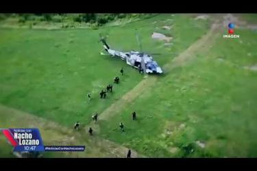 Fuerzas federales y estatales detuvieron a Jesús “N”, El Talibán, y 4 cómplices del Cártel del Pacífico, durante dos operativos en #Sinaloa. Se trata de una persona de confianza de “Beny 17”, jefe regional de Los Chapitos. Les decomisaron armamento y equipo táctico:
#NoticiasConNachoLozano
#NoticiasImagen
¡Como nadie en la noche! #ImagenNoticias con Nacho Lozano de lunes a viernes a las 10:30 pm en el 3.1 #ImagenTelevisión.
Visita nuestro sitio Web: http://bit.ly/2nT2Wz5
Síguenos en nuestras redes:
Instagram: @imagentvnoticias
Tiktok: @imagennoticias
X: @ImagenNoticias_
Facebook: https://www.facebook.com/ImagenTVNoticias/
Aquí encontrarás la mejor información nacional e internacional de Imagen Noticias con Francisco Zea, Paola Rojas, Crystal Mendivil y Nacho Lozano.