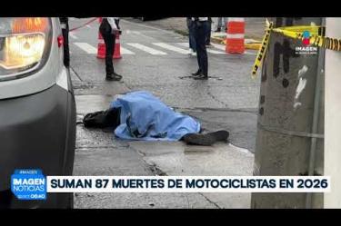 Pese a que el Consejo Estatal para la Prevención de Accidentes reportó 87 motociclistas fallecidos de enero a agosto de este año en la Zona Metropolitana de #Guadalajara, decenas de motociclistas fueron captados realizando maniobras de alto riesgo a plena luz del día sobre la Av. Juan Gil Preciado, en #Zapopan.
#NoticiasImagen
Síguenos en nuestras redes:
Instagram: https://www.instagram.com/imagentvgdl/
TikTok: https://www.tiktok.com/@imagennoticias
Twitter: https://twitter.com/ImagenTVGDL
Facebook: https://www.facebook.com/ImagenTVGDL/
Visita nuestro sitio Web: https://www.imagentv.com/guadalajara
Mantente siempre informado con las noticias sobre los acontecimientos más importantes a nivel nacional con Erick Breguer.
¡Déjanos tus comentarios, da like, comparte y suscríbete!