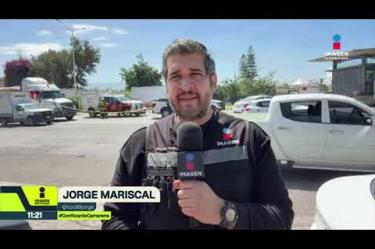 Un motociclista murió tras quedar atrapado bajo la carga de arena de un tractocamión en Periférico y avenida Colón, en Guadalajara. Pese a las maniobras de reanimación, el hombre falleció en el lugar.