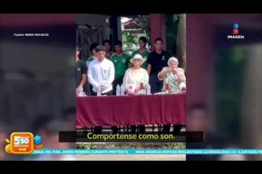 Así se dirigió Flor María Sosa, alcaldesa de Lerdo de Tejada, #Veracruz, a estudiantes durante un evento escolar, los increpó llamándolos de esta manera: 

#NoticiasImagen #ImagenNoticias530 Visita nuestro sitio web: http://www.imagentv.com

No te pierdas Imagen Noticias 5:30 con Marlene Stahl, Nuria Gil y Adriana Treviño de lunes a viernes por Imagen Televisión.

TikTok 5:30: https://www.tiktok.com/@imagennoticias530 
TikTok Noticias: https://www.tiktok.com/@imagennoticias

Instagram 5:30: https://www.instagram.com/imagennoticias530 
Instagram Noticias: https://www.instagram.com/imagentvnoticias/

X 5:30: https://x.com/imagen530 
X Noticias: https://twitter.com/ImagenNoticias_
X Televisión: https://twitter.com/ImagenTVMex
 
Facebook Noticias: https://www.facebook.com/ImagenTVNoticias
 
Aquí encontrarás la mejor información nacional e internacional de Imagen Noticias con Francisco Zea, Nacho Lozano, Crystal Mendivil, Enrique Sánchez y Paola Rojas.