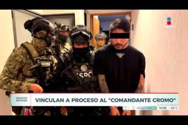 Un juez federal vinculó a proceso a Iván Sánchez, alias “Comandante Cromo”, presunto líder del grupo delictivo “Los Cromos” afín al Cártel Jalisco Nueva Generación, tras ser detenido por la Secretaría de Marina en #Guadalajara.
#NoticiasImagen
Síguenos en nuestras redes:
Instagram: https://www.instagram.com/imagentvgdl/
TikTok: https://www.tiktok.com/@imagennoticias
Twitter: https://twitter.com/ImagenTVGDL
Facebook: https://www.facebook.com/ImagenTVGDL/
Visita nuestro sitio Web: https://www.imagentv.com/guadalajara
Mantente siempre informado con las noticias sobre los acontecimientos más importantes a nivel nacional con Carolina Martínez.
¡Déjanos tus comentarios, da like, comparte y suscríbete!