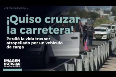 Un hombre perdió la vida tras ser atropellado por un vehículo de carga mientras intentaba cruzar la autopista Zapotlanejo junto a su bicicleta, a la altura de la Col. Santa Cruz de las Huertas, en #Tonalá.
#NoticiasImagen
Síguenos en nuestras redes:
Instagram: https://www.instagram.com/imagentvgdl/
TikTok: https://www.tiktok.com/@imagennoticias
Twitter: https://twitter.com/ImagenTVGDL
Facebook: https://www.facebook.com/ImagenTVGDL/
Visita nuestro sitio Web: https://www.imagentv.com/guadalajara
Mantente siempre informado con las noticias sobre los acontecimientos más importantes a nivel nacional con Carolina Martínez.
¡Déjanos tus comentarios, da like, comparte y suscríbete!