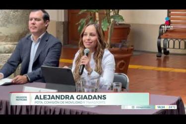 Pese a estar prohibido por la legislación estatal, el servicio de traslado de pasajeros en motocicleta continúa operando mediante aplicaciones digitales, por lo que la diputada Alejandra Giadans, presidenta de la Comisión de Movilidad y Transporte del Congreso del Estado de #Jalisco, presentó la iniciativa denominada "Ley Cero Motos por App".
#NoticiasImagen
Síguenos en nuestras redes:
Instagram: https://www.instagram.com/imagentvgdl/
TikTok: https://www.tiktok.com/@imagennoticias
Twitter: https://twitter.com/ImagenTVGDL
Facebook: https://www.facebook.com/ImagenTVGDL/
Visita nuestro sitio Web: https://www.imagentv.com/guadalajara
Mantente siempre informado con las noticias sobre los acontecimientos más importantes a nivel nacional con Carolina Martínez.
¡Déjanos tus comentarios, da like, comparte y suscríbete!