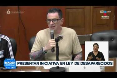 El Partido del Trabajo, Futuro y el colectivo de búsqueda Luz de Esperanza presentaron una iniciativa conjunta de reforma a la Ley de Personas Desaparecidas en #Jalisco, con el propósito de reducir la burocracia que retrasa durante meses o años la emisión de órdenes de cateo en predios particulares y zonas abiertas.
#NoticiasImagen
Síguenos en nuestras redes:
Instagram: https://www.instagram.com/imagentvgdl/
TikTok: https://www.tiktok.com/@imagennoticias
Twitter: https://twitter.com/ImagenTVGDL
Facebook: https://www.facebook.com/ImagenTVGDL/
Visita nuestro sitio Web: https://www.imagentv.com/guadalajara
Mantente siempre informado con las noticias sobre los acontecimientos más importantes a nivel nacional con Erick Breguer.
¡Déjanos tus comentarios, da like, comparte y suscríbete!