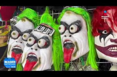 Familias regiomontanas abarrotan los comercios en busca de disfraces para celebrar Halloween y salir a pedir dulces. 

Síguenos en nuestras redes
Instagram: https://www.instagram.com/imagentvmonterrey/
Twitter: https://twitter.com/ImagenTVMTY
Facebook: https://www.facebook.com/ImagenTVMTY/

Mantente siempre informado con las noticias sobre los acontecimientos más importantes a nivel nacional con Brenda Cavazos, Claudia Ovalle y Brisseida Moya.

¡Dale like y suscríbete!