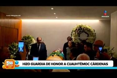 La presidenta #ClaudiaSheinbaum asistió al funeral del ingeniero y político mexicano, Cuauhtémoc Cárdenas Solórzano, en el Panteón Francés de la alcaldía Miguel Hidalgo, hizo guardia de honor junto a su jefe de oficina.
#NoticiasImagen #ImagenNoticias530 Visita nuestro sitio web: http://www.imagentv.com
No te pierdas Imagen Noticias 5:30 con Marlene Stahl, Nuria Gil y Adriana Treviño de lunes a viernes por Imagen Televisión.
TikTok 5:30: https://www.tiktok.com/@imagennoticias530
TikTok Noticias: https://www.tiktok.com/@imagennoticias
Instagram 5:30: https://www.instagram.com/imagennoticias530
Instagram Noticias: https://www.instagram.com/imagentvnoticias/
X 5:30: https://x.com/imagen530
X Noticias: https://twitter.com/ImagenNoticias_
X Televisión: https://twitter.com/ImagenTVMex
Facebook Noticias: https://www.facebook.com/ImagenTVNoticias
Aquí encontrarás la mejor información nacional e internacional de Imagen Noticias con Francisco Zea, Nacho Lozano, Crystal Mendivil, Enrique Sánchez y Paola Rojas.