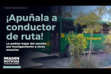 Una usuaria del transporte público hirió con un arma blanca en el abdomen al chofer de una unidad de la ruta 647 en el cruce de la Av. Marcelino García Barragán y Fray Antonio de Segovia, en #Guadalajara.
#NoticiasImagen
Síguenos en nuestras redes:
Instagram: https://www.instagram.com/imagentvgdl/
TikTok: https://www.tiktok.com/@imagennoticias
Twitter: https://twitter.com/ImagenTVGDL
Facebook: https://www.facebook.com/ImagenTVGDL/
Visita nuestro sitio Web: https://www.imagentv.com/guadalajara
Mantente siempre informado con las noticias sobre los acontecimientos más importantes a nivel nacional con Carolina Martínez.
¡Déjanos tus comentarios, da like, comparte y suscríbete!