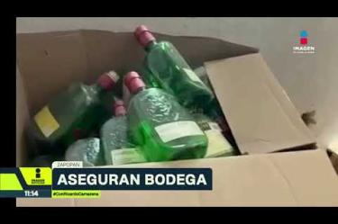 Agentes de la Fiscalía del Estado de #Jalisco aseguraron una bodega clandestina dedicada a la adulteración y envasado apócrifo de bebidas alcohólicas en la zona de El Batán, en #Zapopan.

Síguenos en nuestras redes:

#NoticiasImagen

Instagram: https://www.instagram.com/imagentvgdl/
TikTok: https://www.tiktok.com/@imagennoticias
Twitter: https://twitter.com/ImagenTVGDL
Facebook: https://www.facebook.com/ImagenTVGDL/
Visita nuestro sitio Web: https://www.imagentv.com/guadalajara

Mantente siempre informado con las noticias sobre los acontecimientos más importantes a nivel nacional con Ricardo Camarena.

¡Déjanos tus comentarios, da like, comparte y suscríbete!