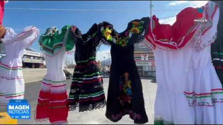 Comerciantes regios se preparan para los festejos patrios con banderitas y bigotes. 

No te pierdas Imagen Noticias Monterrey con Brenda Cavazos de lunes a viernes por Imagen Televisión Monterrey.

Síguenos en nuestras redes
Instagram: https://www.instagram.com/imagentvmonterrey/
Twitter: https://twitter.com/ImagenTVMTY
Facebook: https://www.facebook.com/ImagenTVMTY/

Mantente siempre informado con las noticias sobre los acontecimientos más importantes a nivel nacional con Claudia Ovalle y Brenda Cavazos.


¡Dale like y suscríbete!